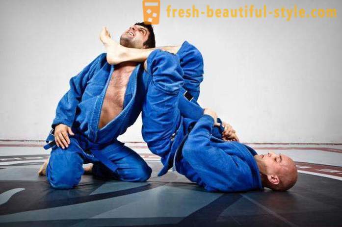 Ciò che è diverso da sambo judo: confronto delle tecniche e delle regole