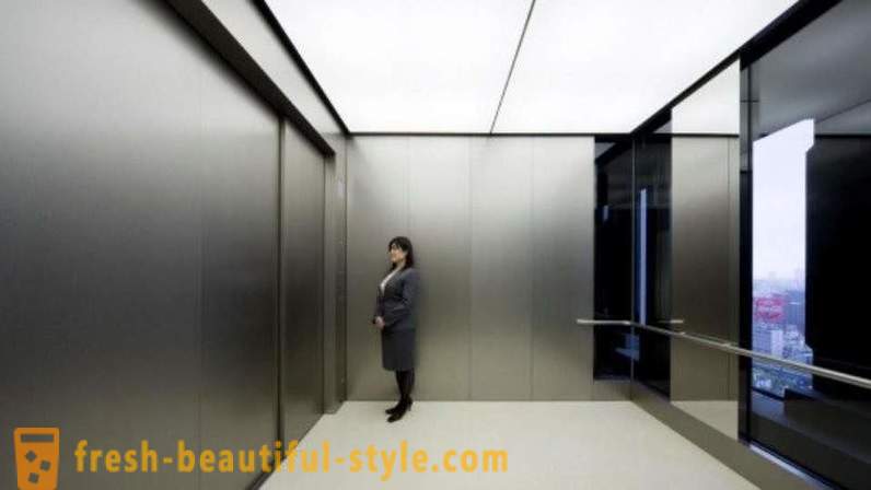 In Giappone, è meglio non andare in ascensore prima