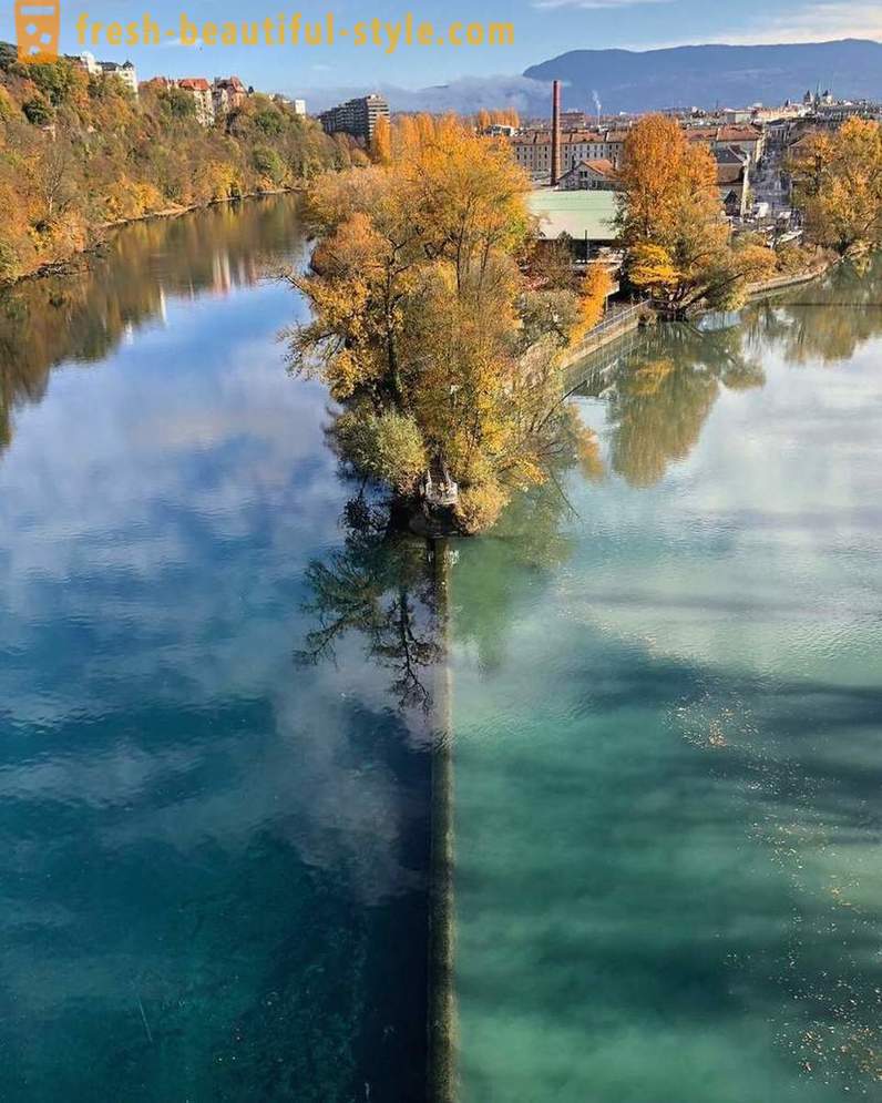 Il punto d'incontro di due fiumi con diversi colori di acqua