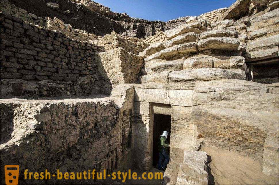 In Egitto, scoperto la tomba di un sacerdote