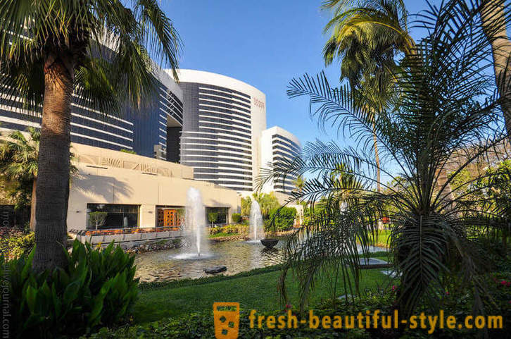 Passeggiata sulla hotel di lusso Grand Hyatt Dubai