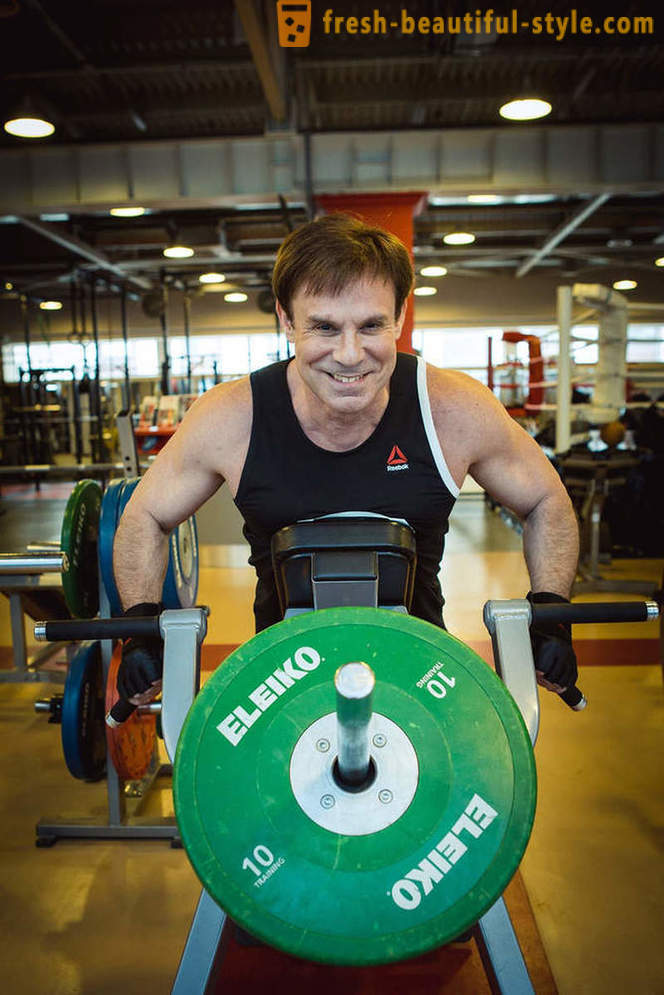 Efim Shifrin il suo 60 ° anniversario udelal Schwarzenegger