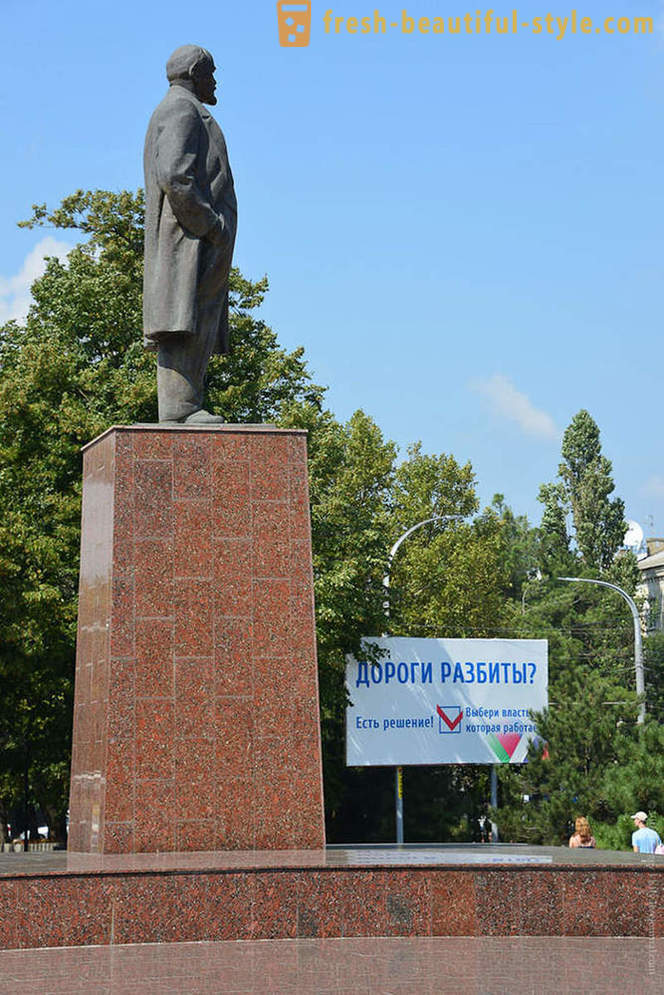 Passeggiata attraverso Novorossiysk