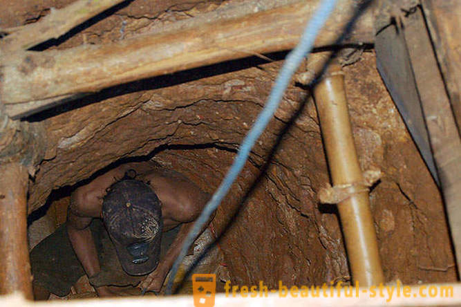Come miniera d'oro in Indonesia