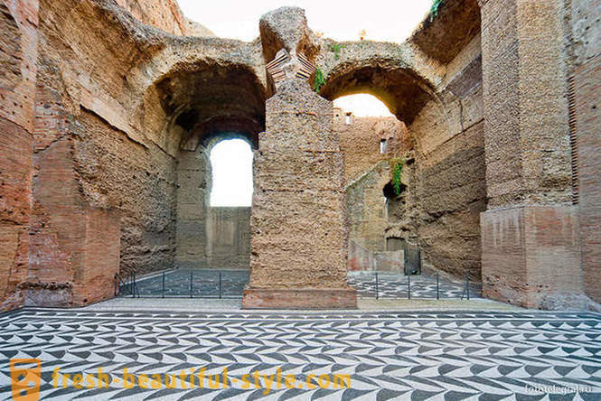 Camminando lungo le antiche terme di Roma