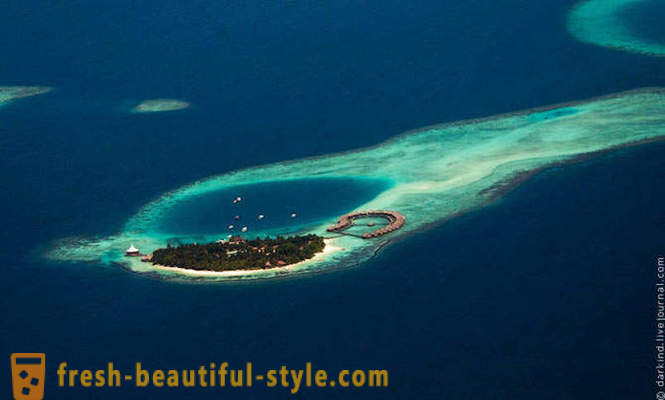 Volando sopra le Maldive in idrovolante