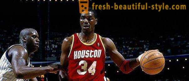 Hakeem Olajuwon - uno dei migliori centri nella storia della NBA