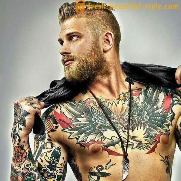 Tatuaggio degli uomini sul petto, e le loro caratteristiche
