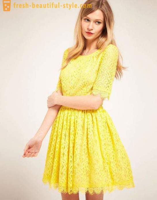 Vestito giallo: opzioni per la primavera e l'estate