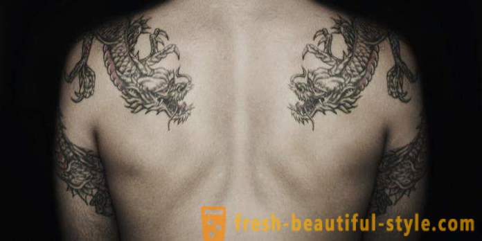 Tatuaggio degli uomini sulla schiena: vantaggi, svantaggi e le opzioni di schizzi.