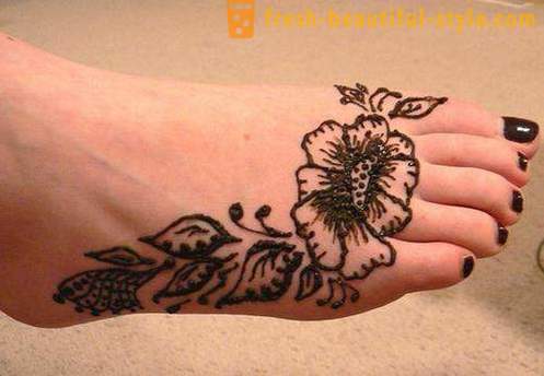Tatuaggi all'hennè. Come fare un tatuaggi all'hennè temporanea