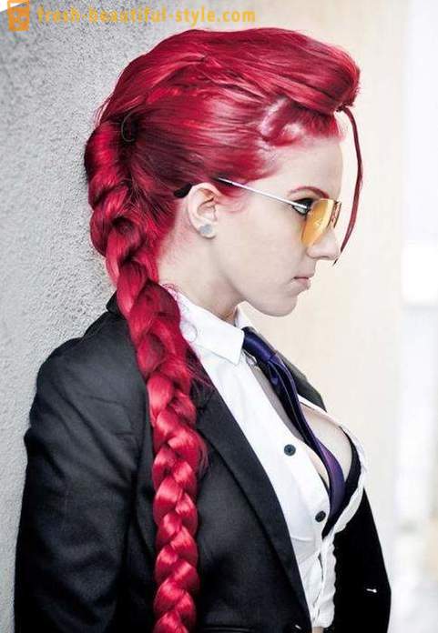 Crimson Colore dei capelli: pro e contro