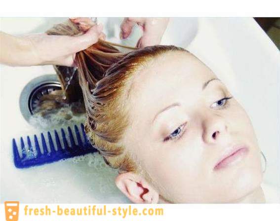 Alleggerimento capelli con acqua ossigenata. Quello che dovete sapere