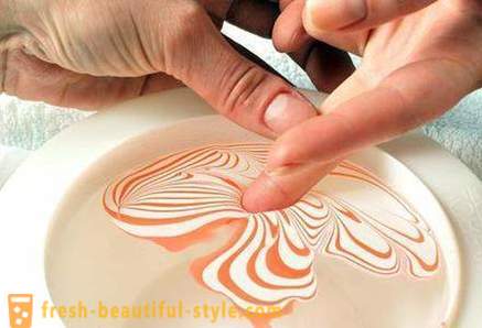 Manicure in acqua - una nuova tendenza nella Nail-art